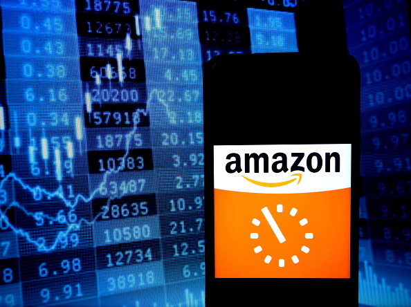 https://www.finanzaonline.com/app/uploads/2020/01/la-scommessa-sulle-consegne-piu-veloci-premia-amazon-che-rientra-nel-club-delle-big-da-1-trilione-image.jpeg