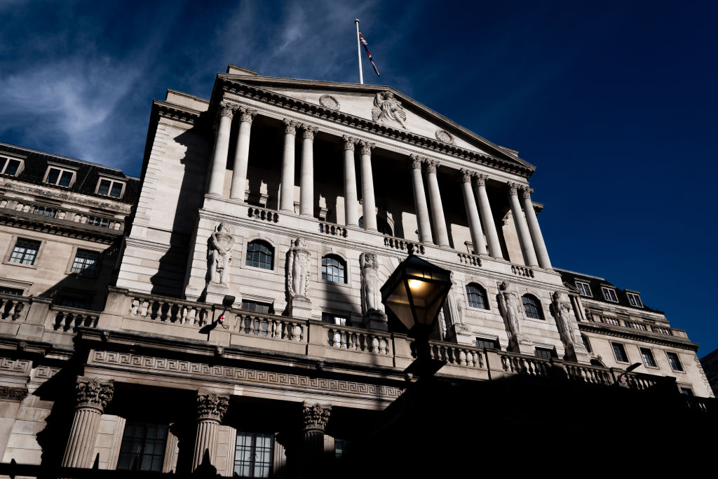 Bank of England: Zinsen verharren nach der Inflation bei 5,25 %.  Feststampfen