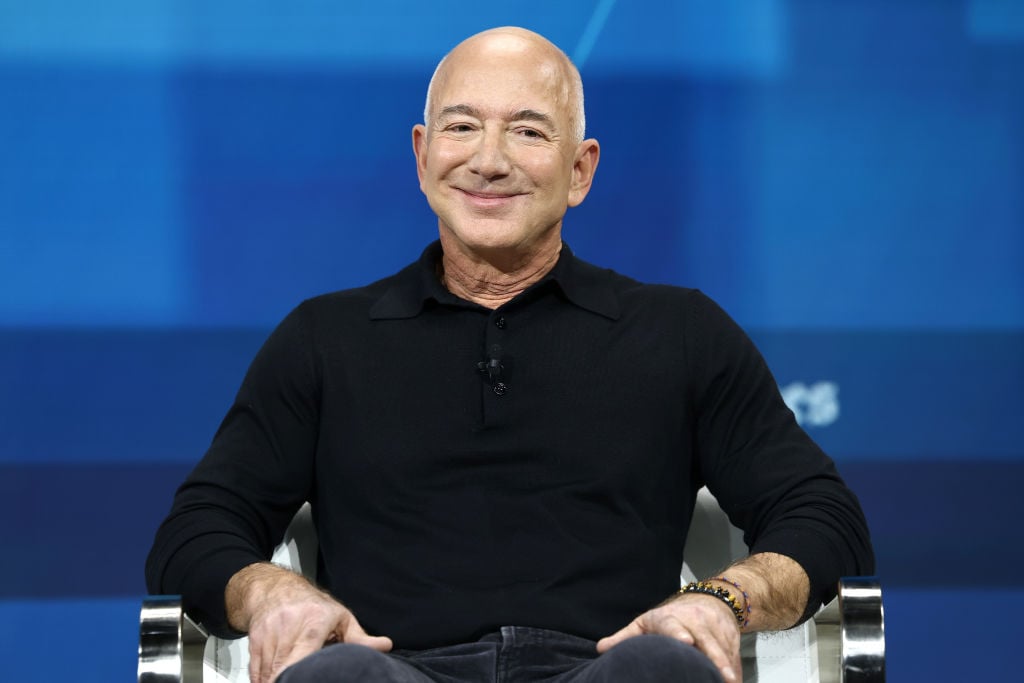 Amazon batte le attese con cloud e AI, ma le previsioni preoccupano gli investitori